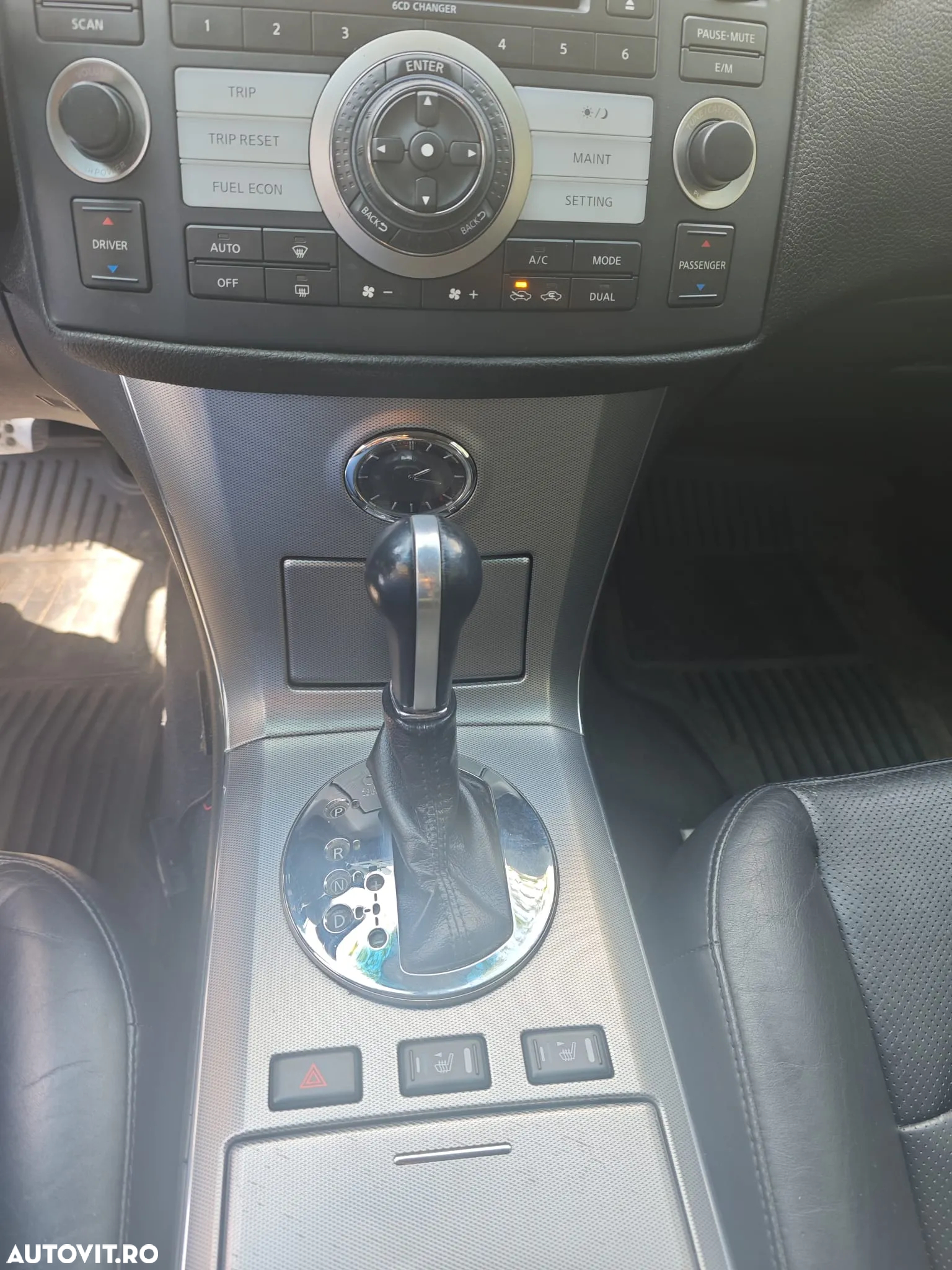 Infiniti FX 35 - 13
