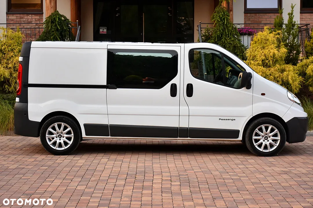 Renault Trafic 2.0 dCi 115 Passenger FAP L2H1 Expression - 14
