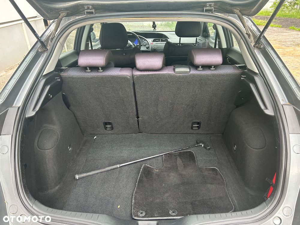 Honda Civic 1.8 Executive - 3