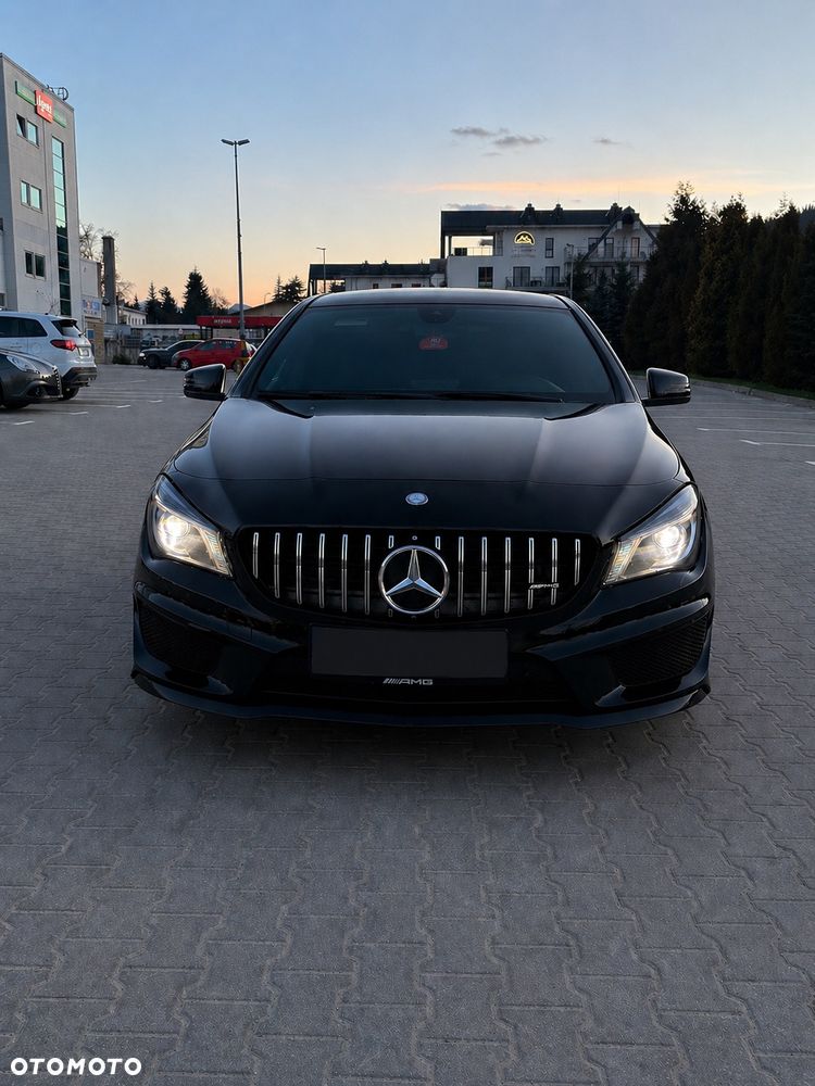 Mercedes-Benz CLA 45 AMG 4-Matic - 2