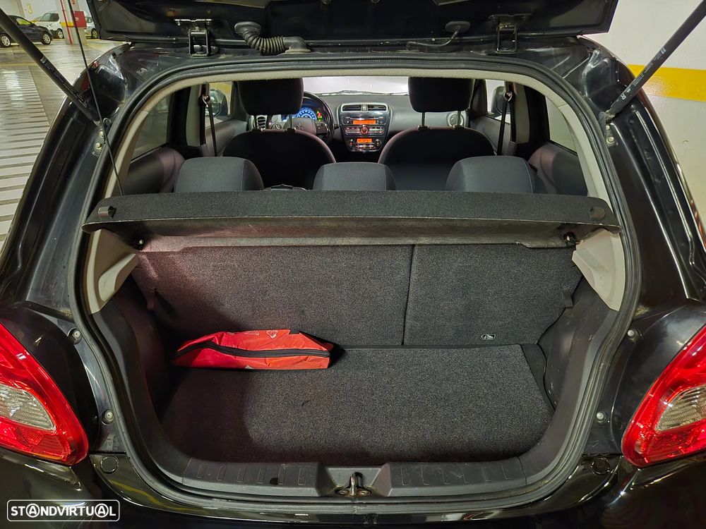 Mitsubishi Space Star 1.2 Intense - 30