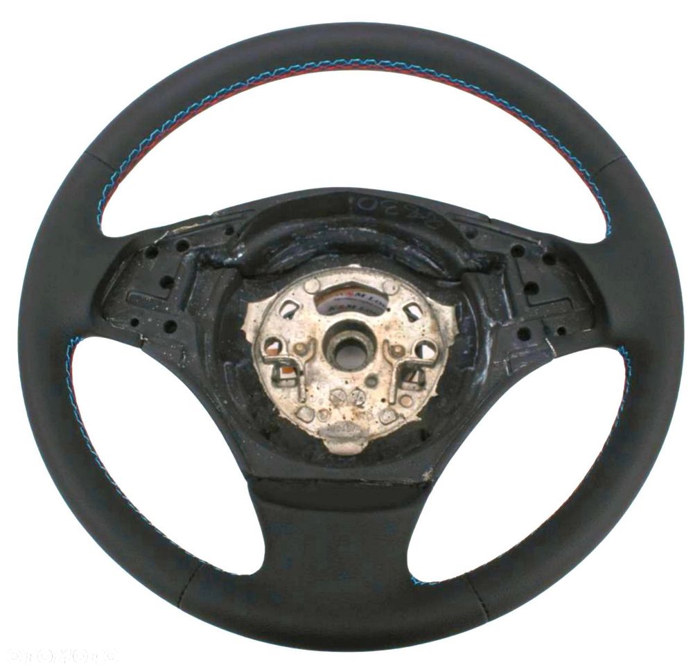 KIEROWNICA BMW E90 E91 E92 E93 OBSZYTA NOWA SKÓRA - 1