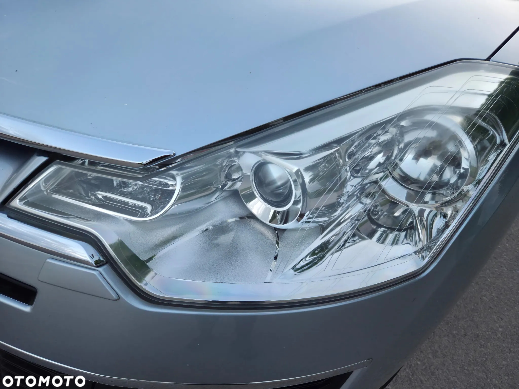 Citroën C-Crosser 2.2 HDi Exclusive - 28