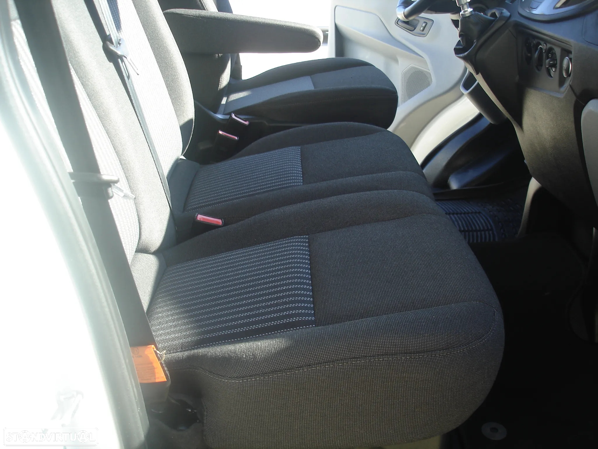 Ford transit - 26