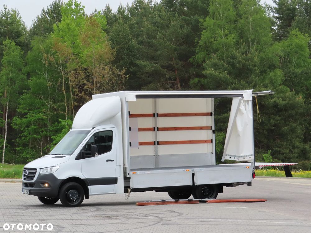 Mercedes-Benz Sprinter 519 CDI 190 KM Firana + Winda Załadowcza 1000 Kg Udźwig Skrzynia 4269 mm Długa 8.E.Palet Rozstaw Osi 4325 mm DMC 3500 Kg Ładowność 763 Kg WZMACNIANY Stan Jak NOWY Gotowy Dostępny OKAZJA - 25