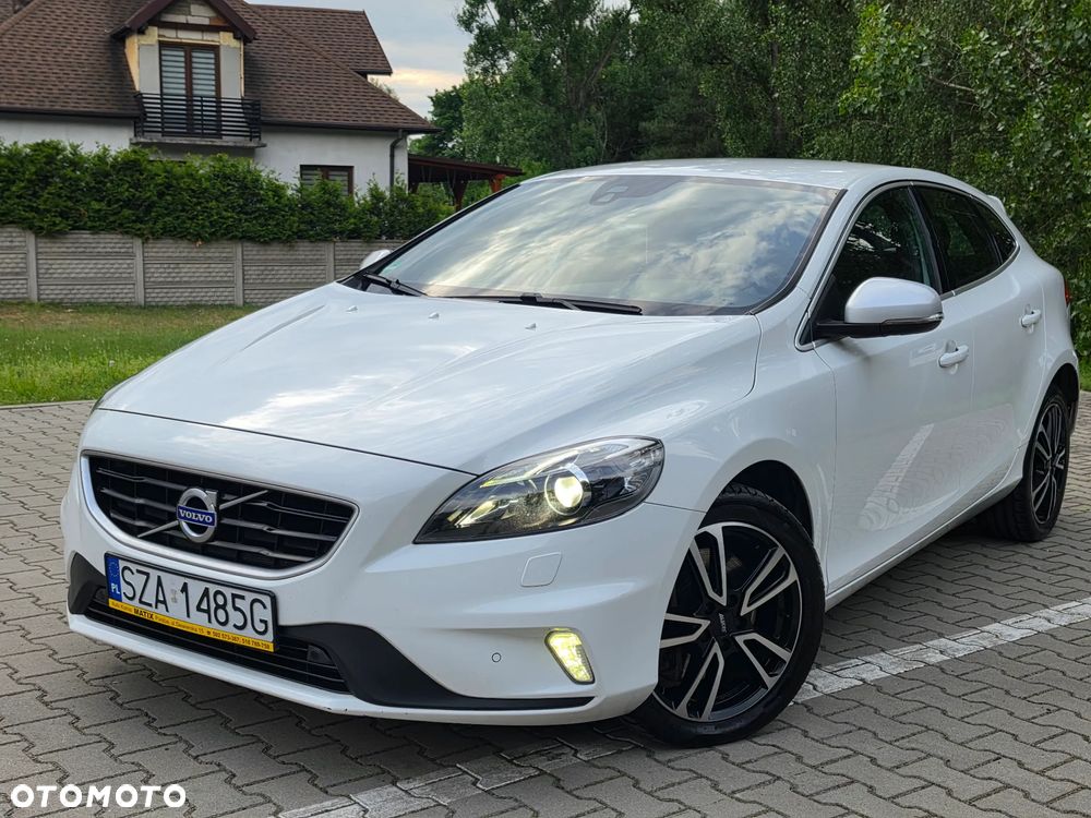 Volvo V40 D4 RDesign - 2