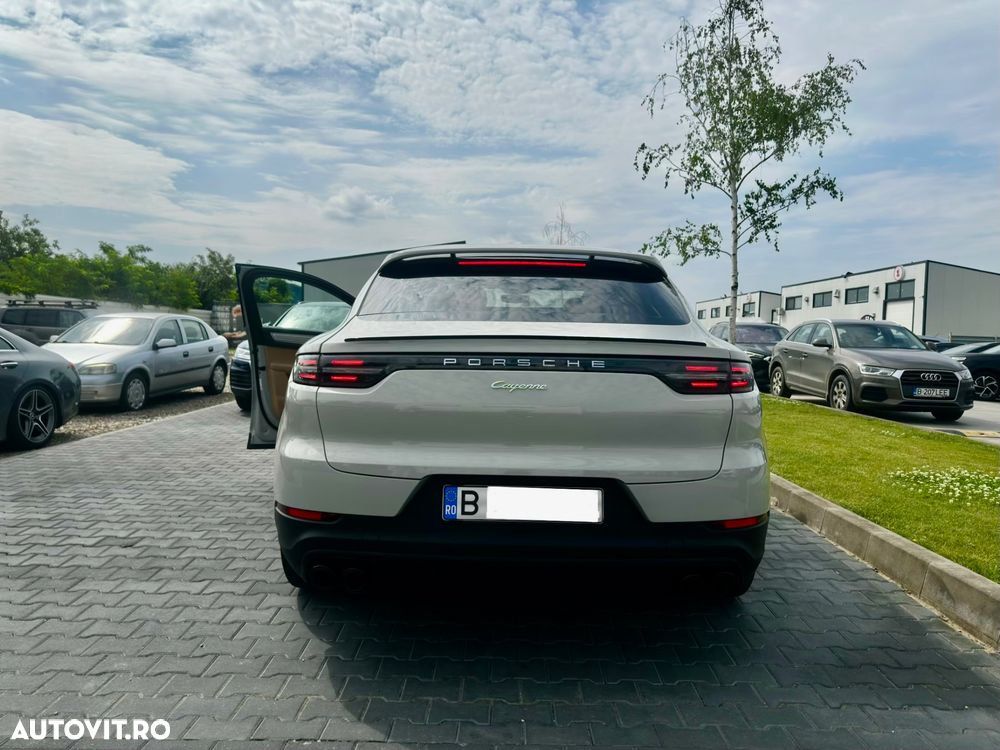 Porsche Cayenne Coupe E-Hybrid Tiptronic S - 8