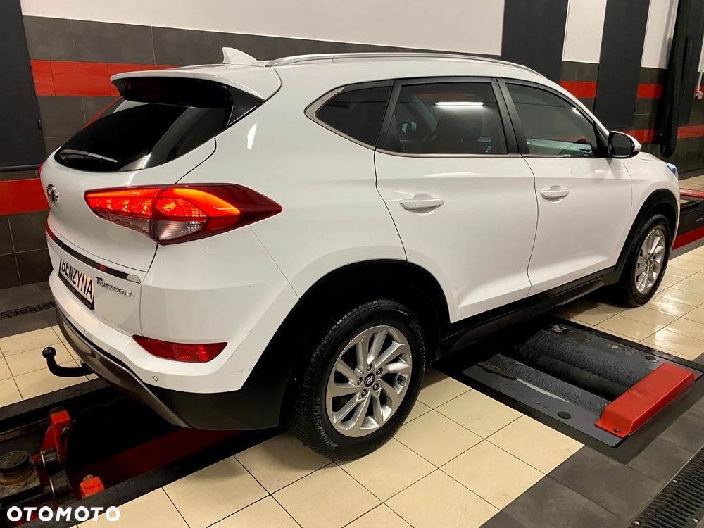 Hyundai Tucson 1.6 GDi 2WD Select - 10