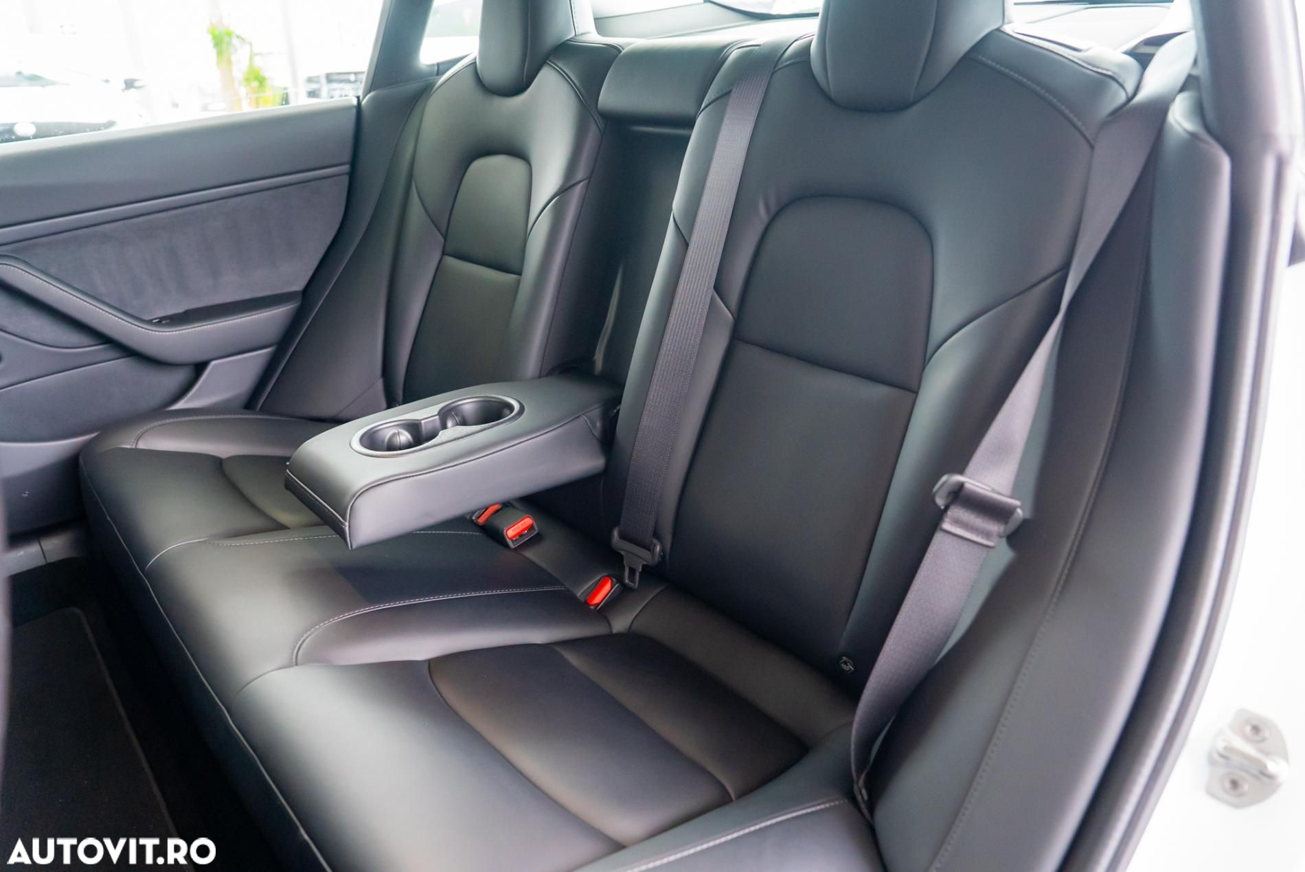 Tesla Model 3 Langstreckenbatterie Allradantrieb Dual Motor - 21