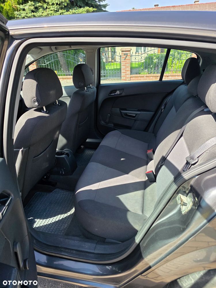 Opel Astra 1.6 - 10