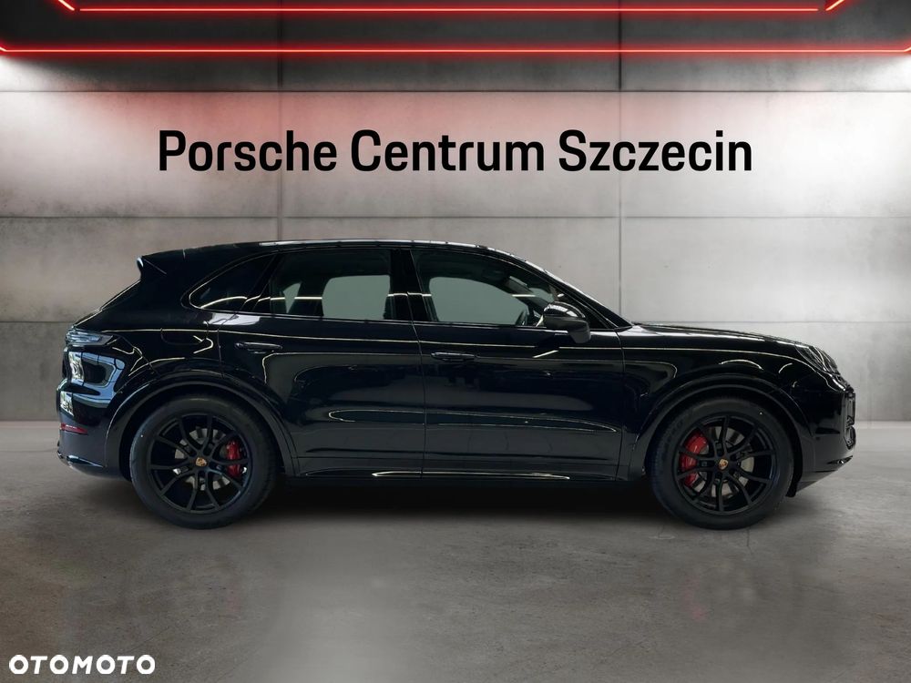 Porsche Cayenne - 6