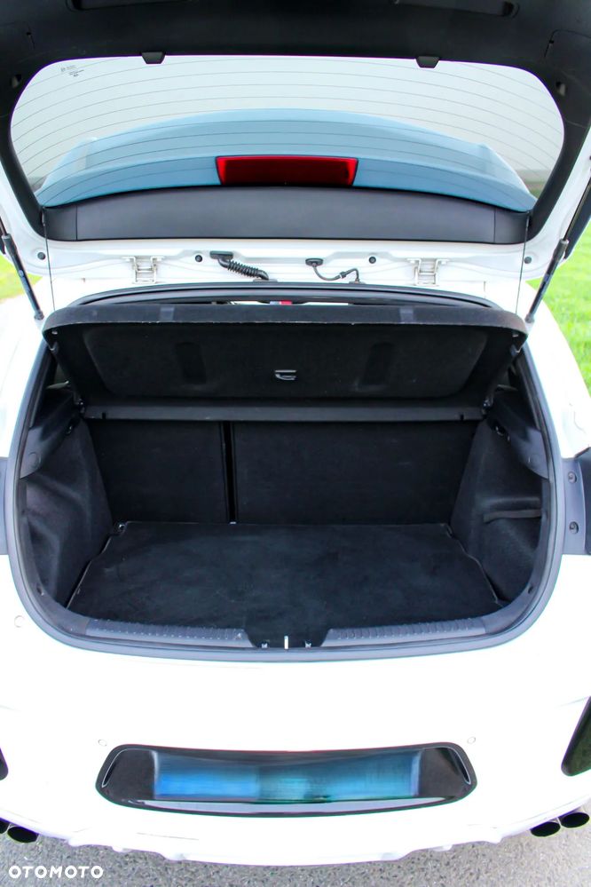 Kia Ceed 1.6 T-GDI GT XL - 10