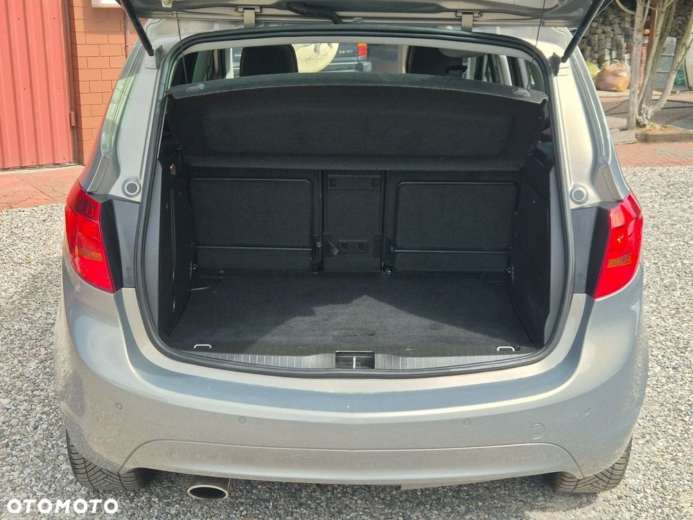 Opel Meriva - 8