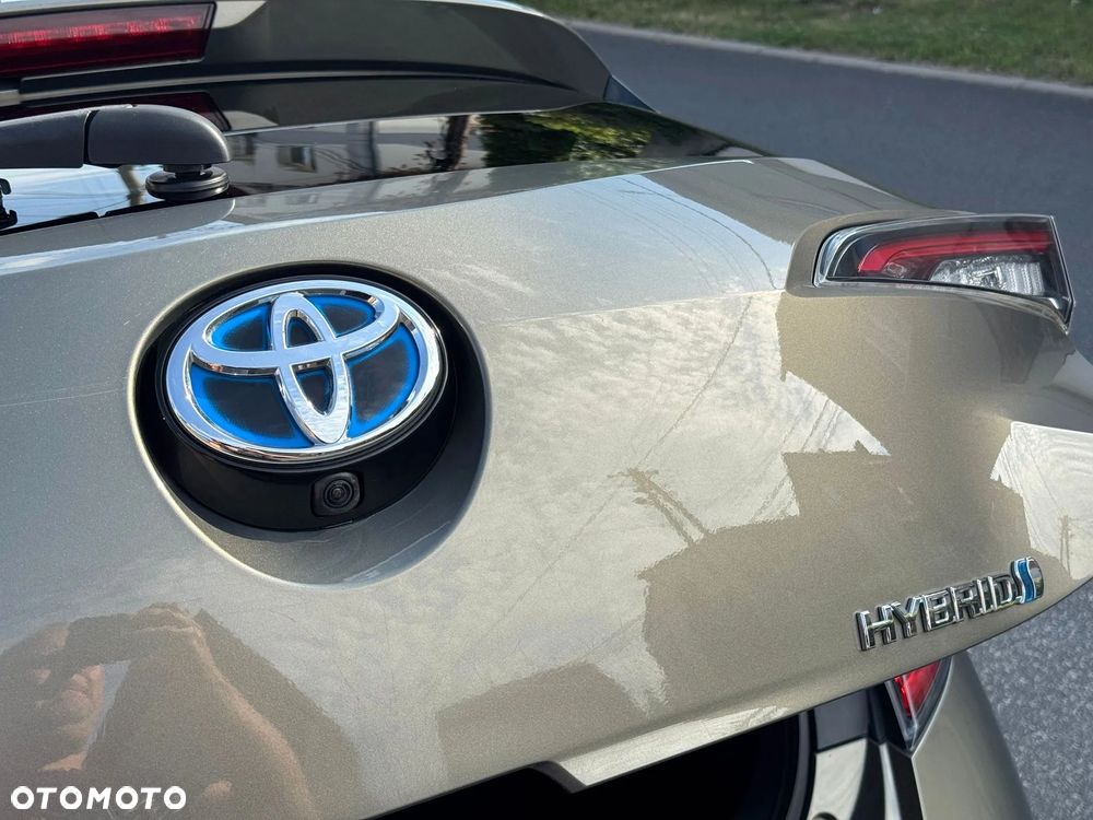 Toyota Corolla - 22