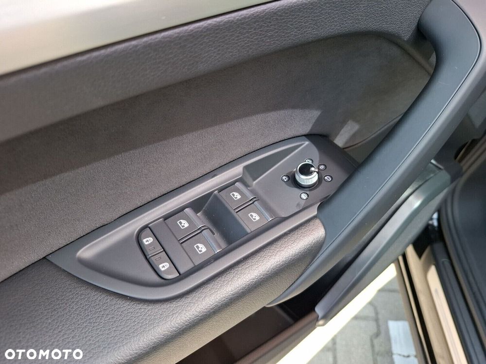Audi Q5 Sportback - 27