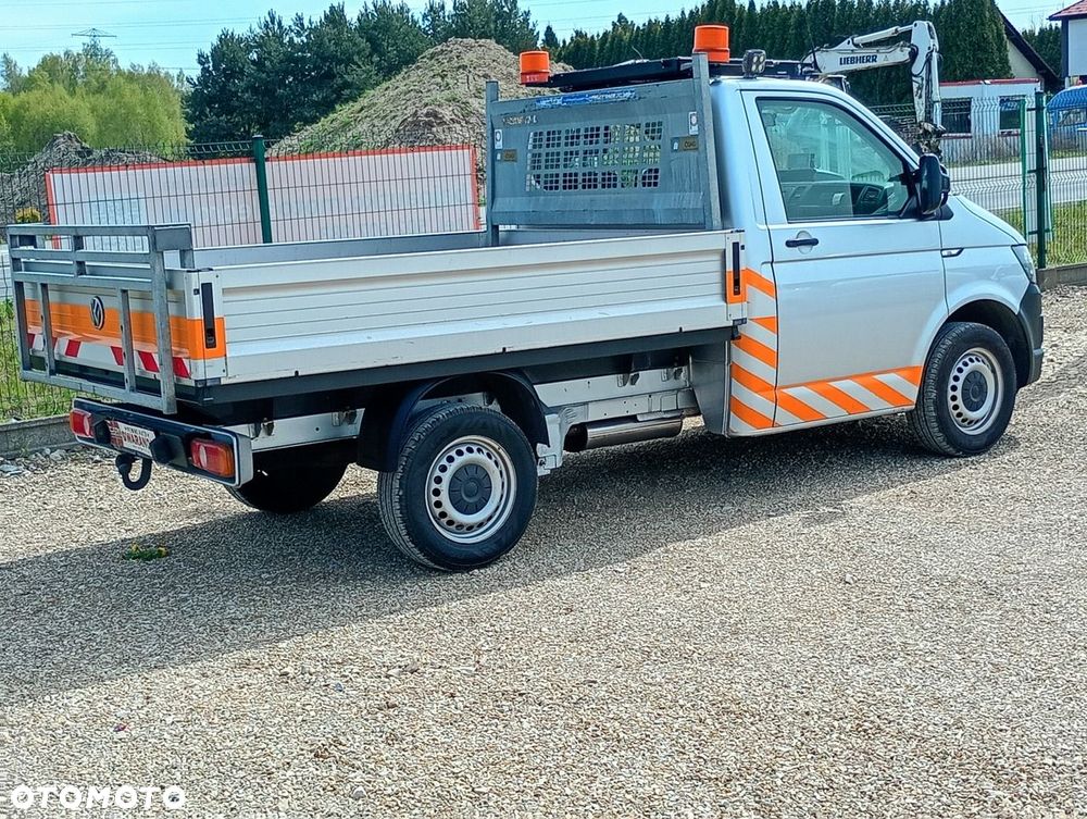 Volkswagen Transporter - 9