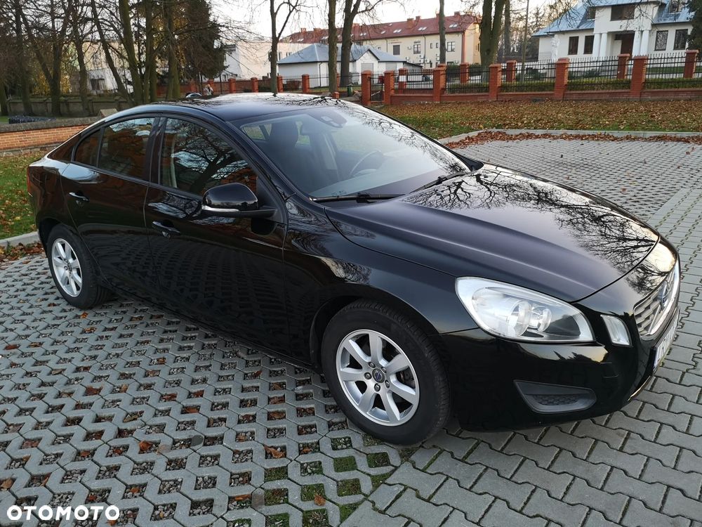 Volvo S60 T3 Edition - 14