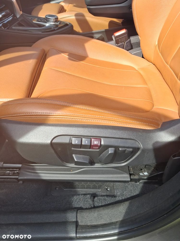 BMW Seria 2 220i Luxury Line - 8