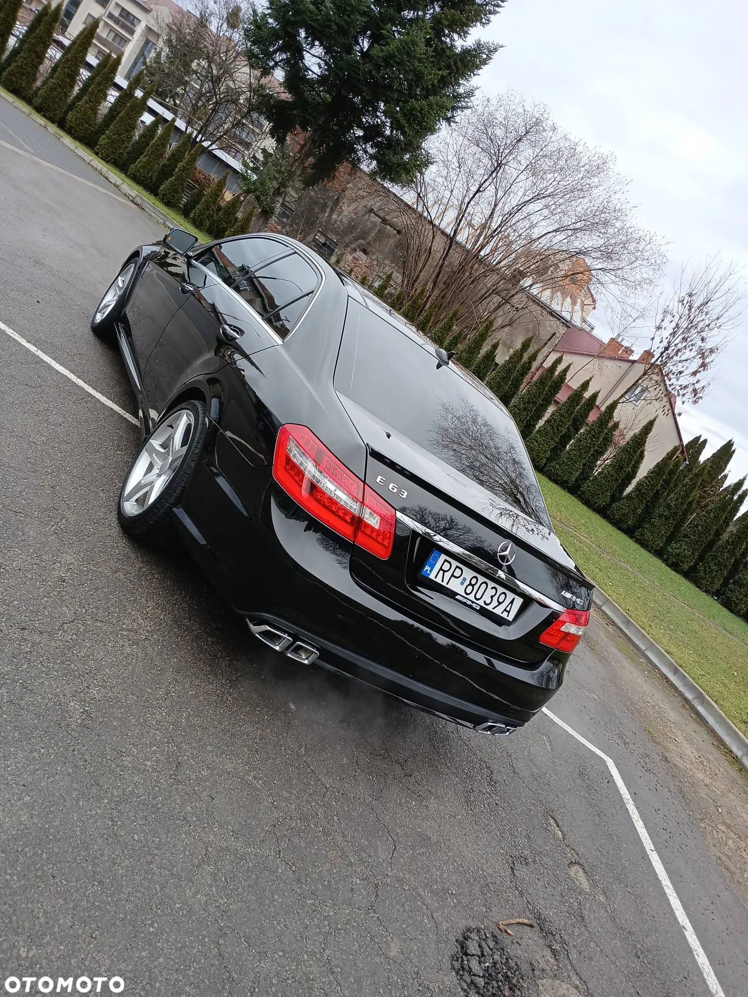 Mercedes-Benz Klasa E 63 AMG AMG Speedshift 7G-MCT - 4