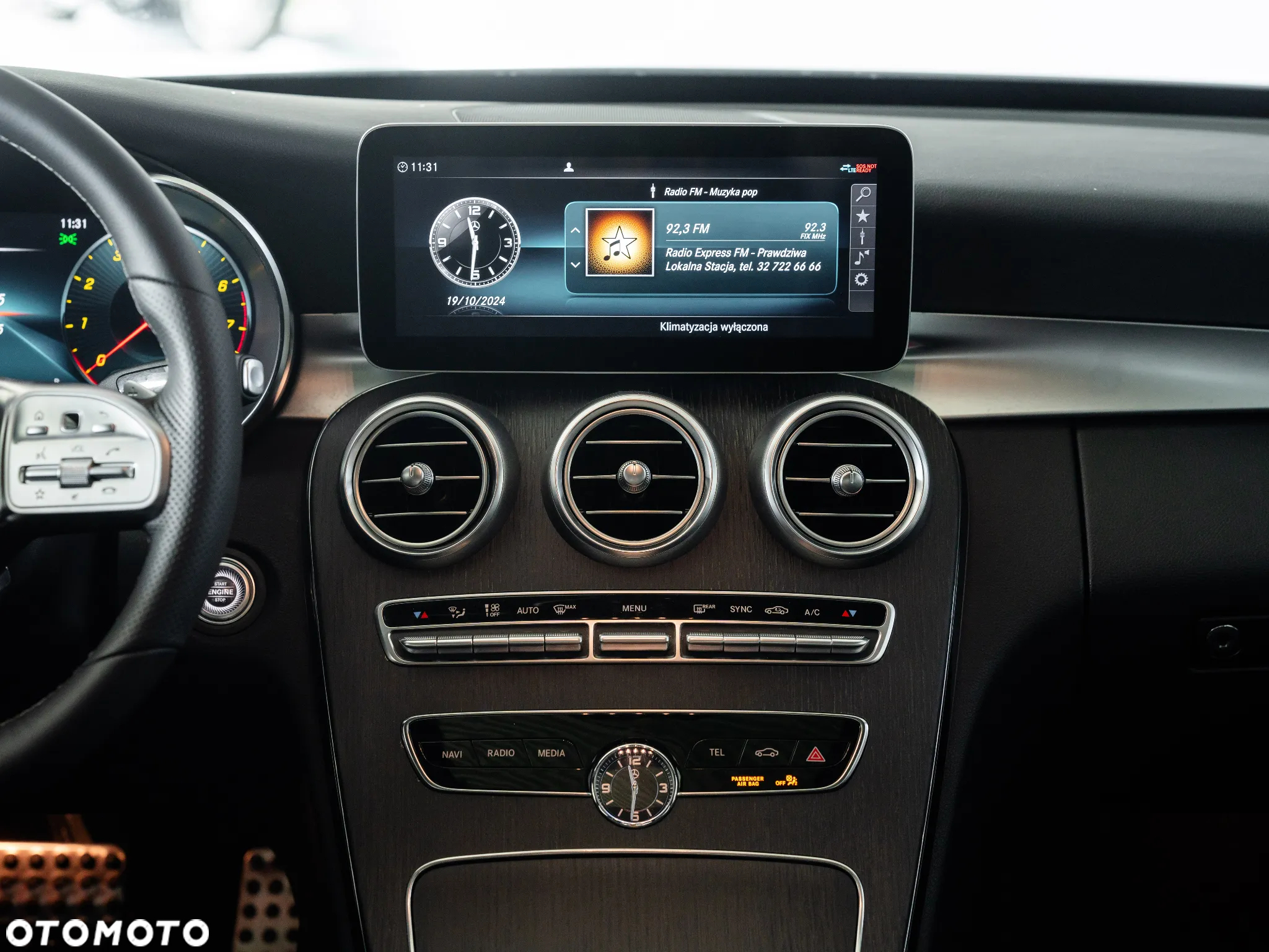 Mercedes-Benz Klasa C 300 4MATIC 9G-TRONIC - 23