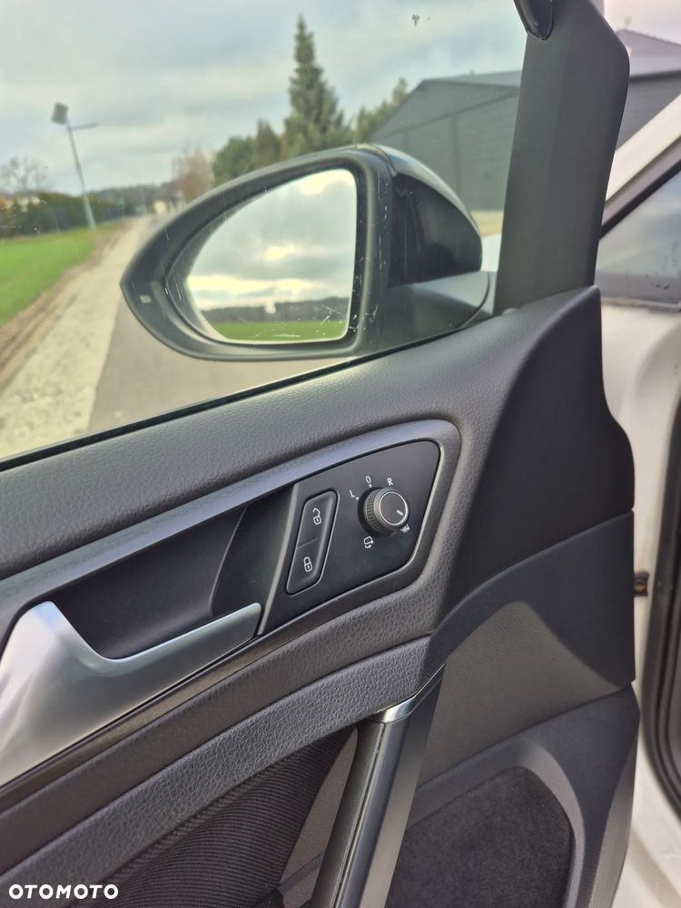 Volkswagen Golf GTD 2.0 TDI SCR DSG - 20