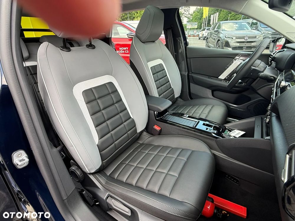Citroën C4 1.2 mHEV Max eDCT6 - 8