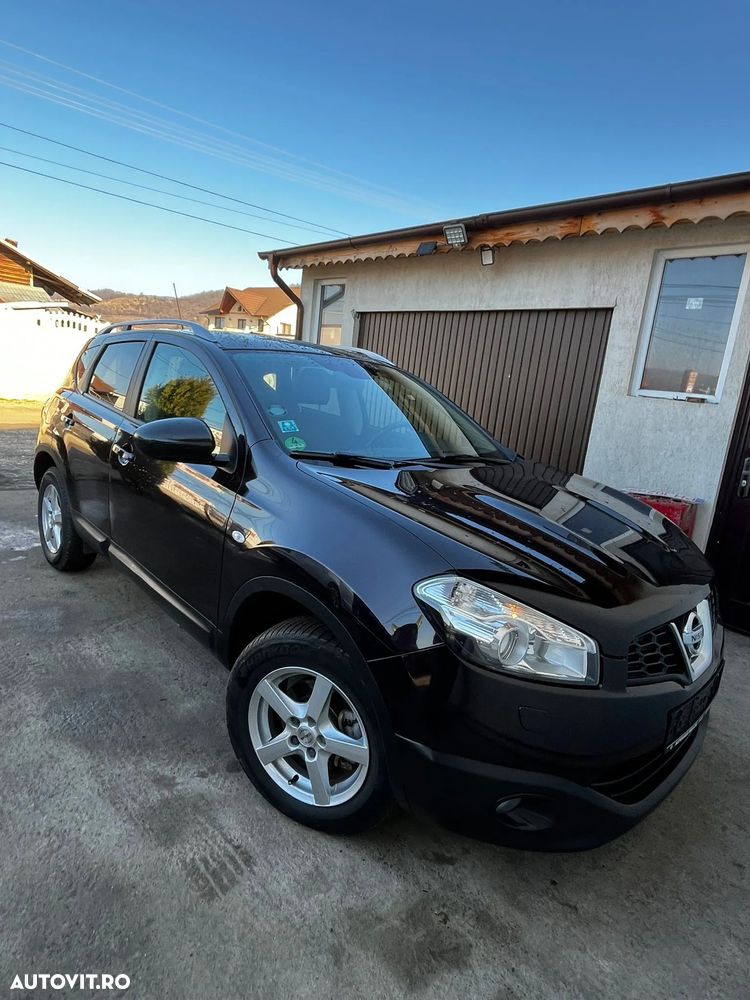 Nissan Qashqai 2.0 dCi DPF 4x4 Aut acenta - 1