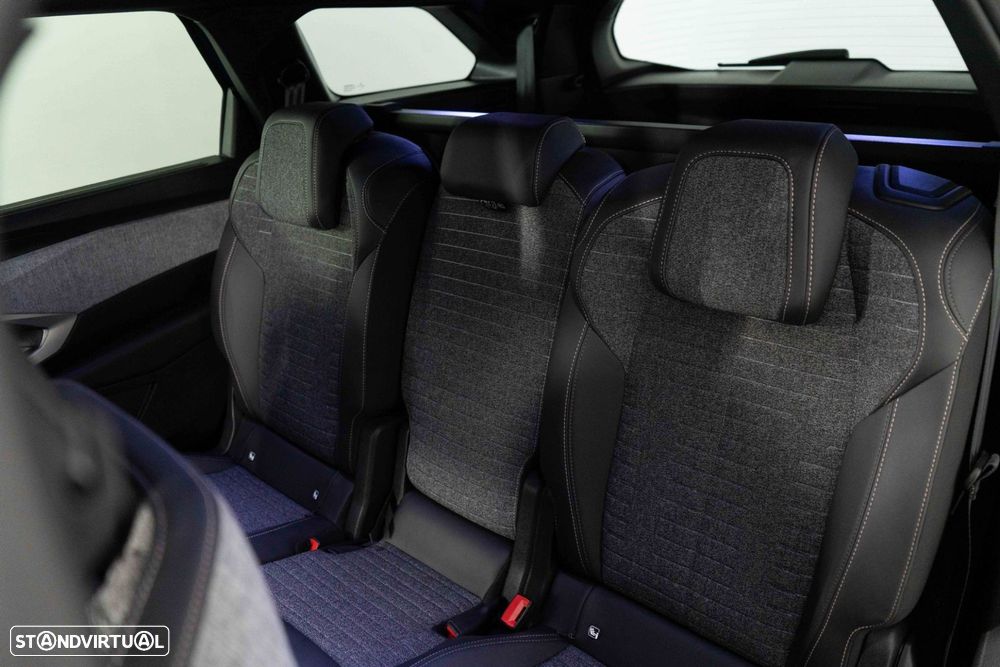 Peugeot 5008 1.2 Hybrid Allure e-DCS6 - 11