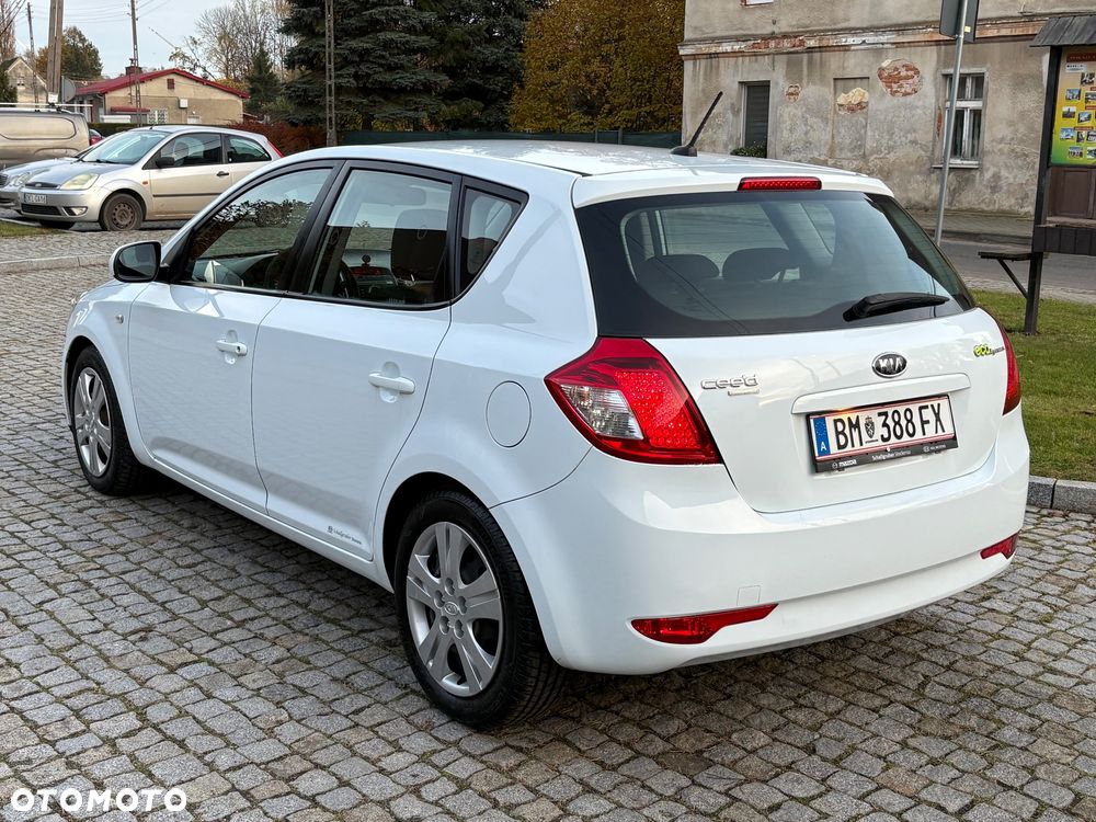 Kia Ceed 1.6 CRDi 90 Spirit - 7