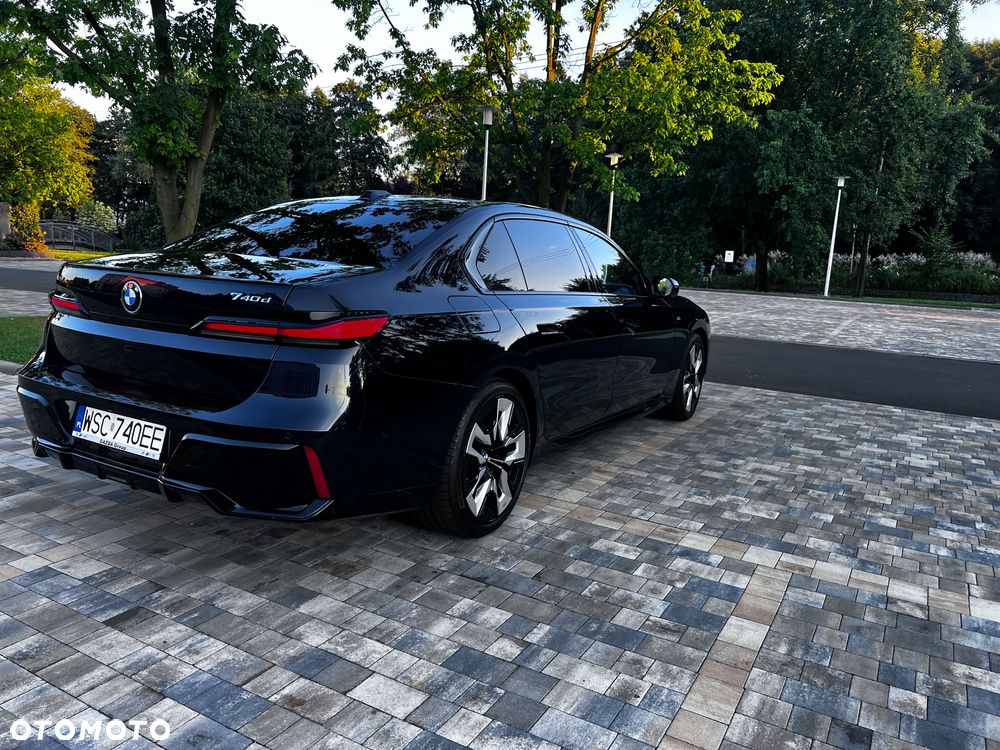 BMW Seria 7 740d xDrive - 34