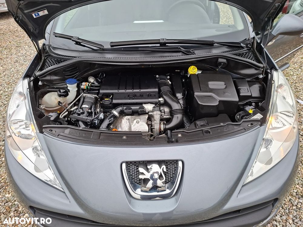 Peugeot 207 - 11