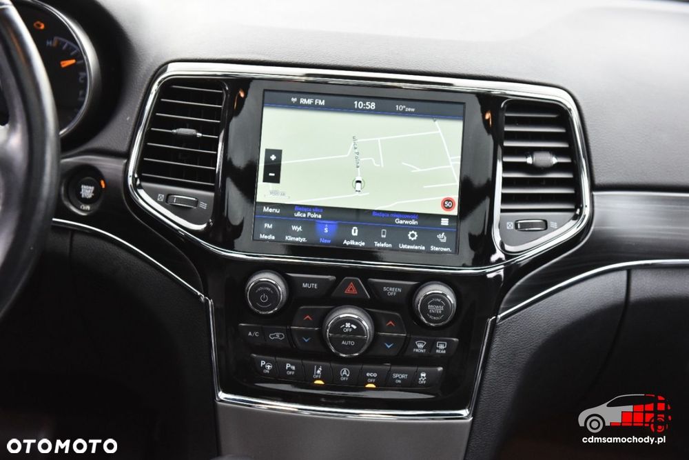 Jeep Grand Cherokee - 28