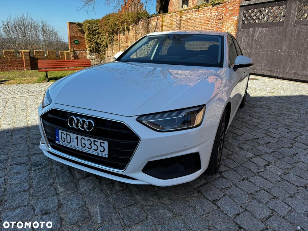 Audi A4 Limousine - 2