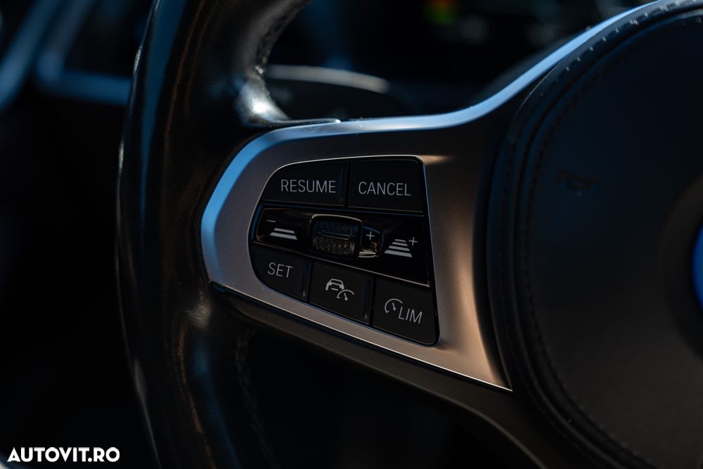 BMW i4 eDrive40 - 18