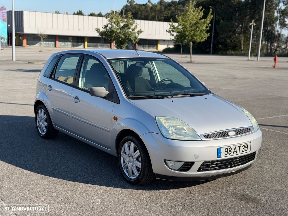 Ford Fiesta 1.25 Ghia - 2