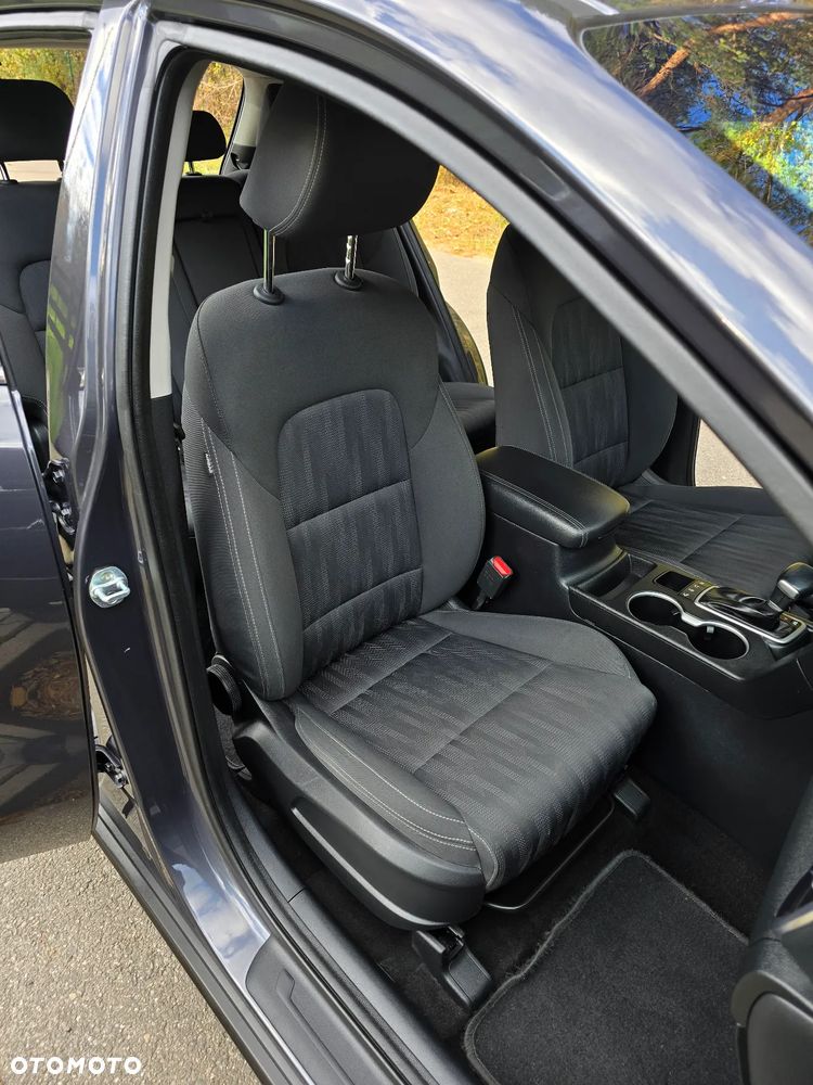 Kia Sportage 1.7 CRDI Business Line 2WD DCT - 23