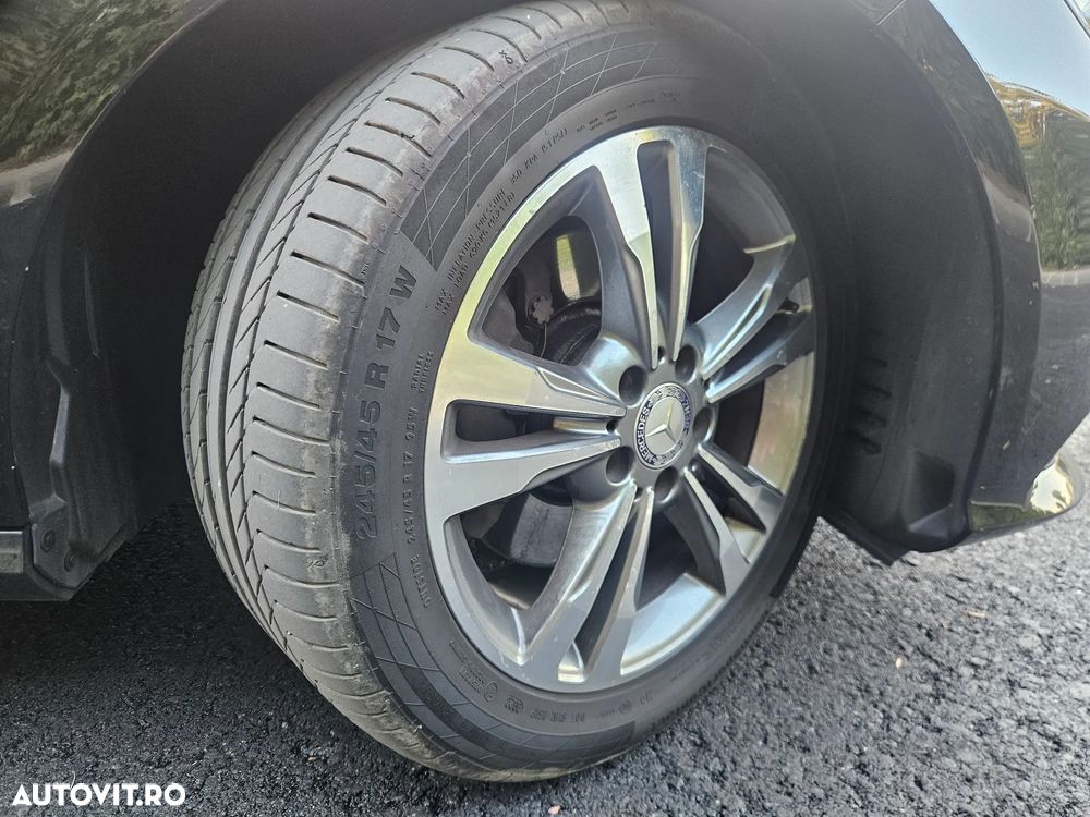 Mercedes-Benz E 300 BLUETEC HYBRID Aut. - 33