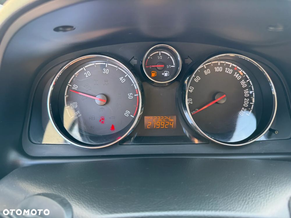 Opel Antara 2.2 CDTI Cosmo - 30