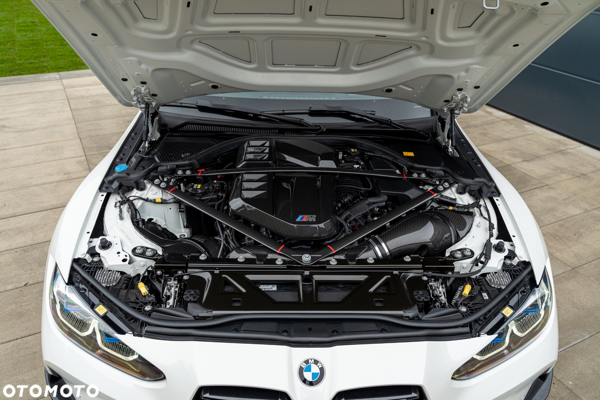 BMW M4 Standard - 17