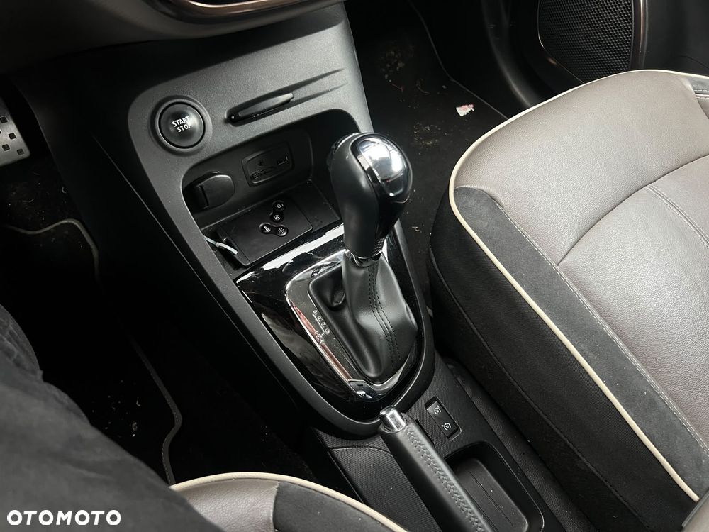 Renault Captur - 30