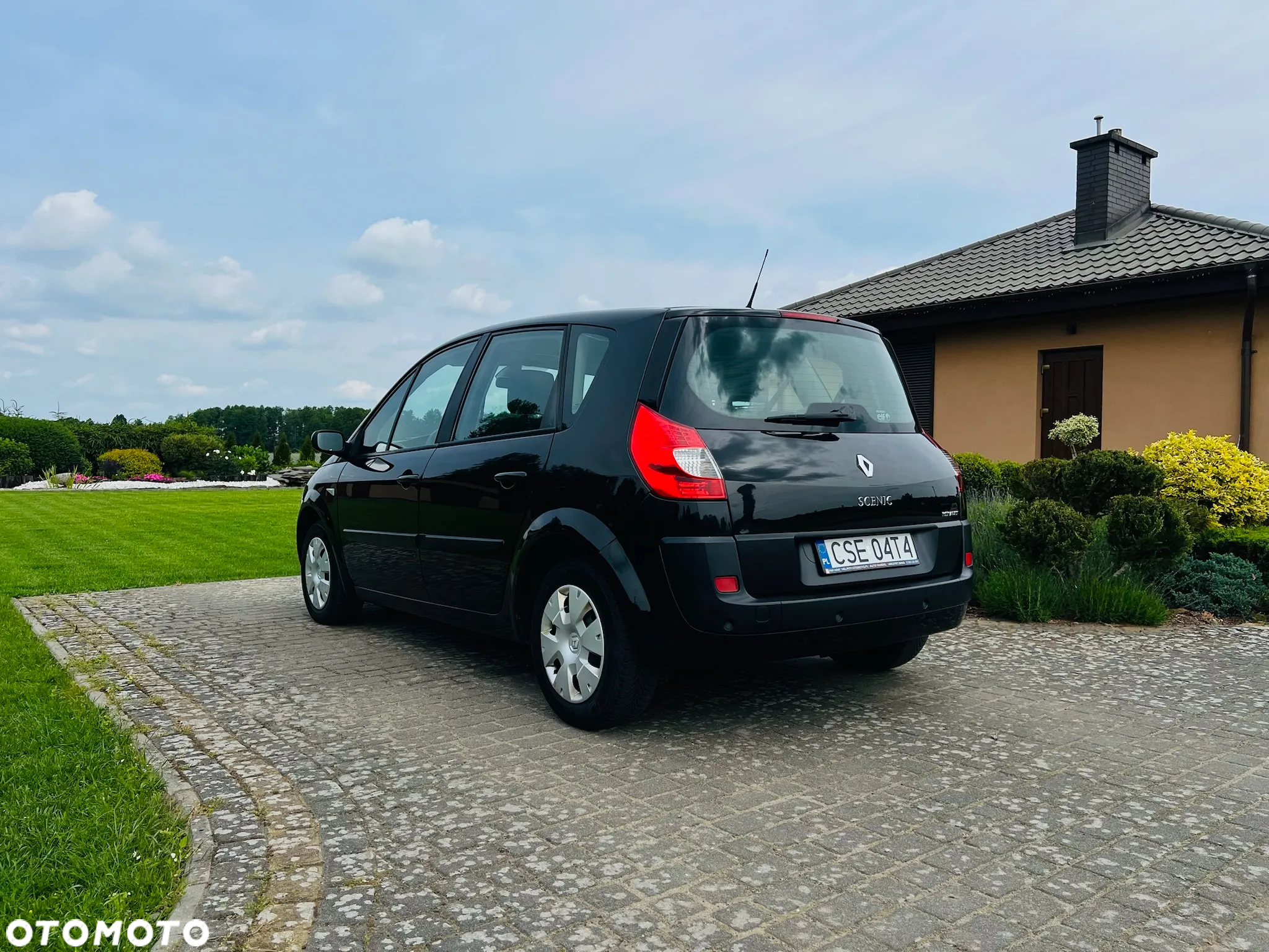 Renault Scenic 1.6 16V 110 Dynamique - 13