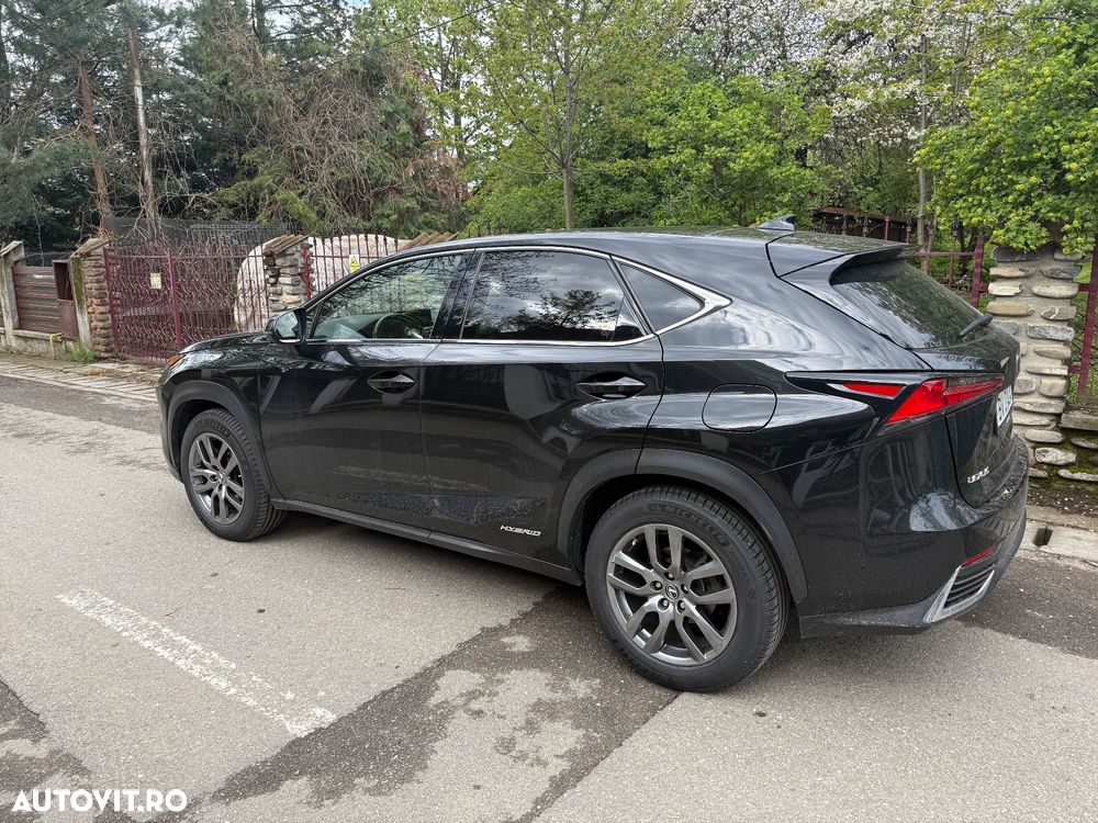 Lexus Seria NX 300h Business Edition - 9