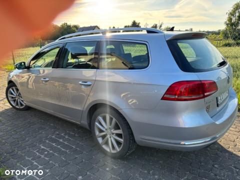 Volkswagen Passat 2.0 TDI Highline - 3