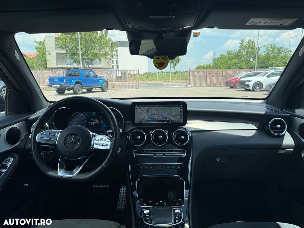 Mercedes-Benz GLC 200 4MATIC 9G-TRONIC AMG Line - 9