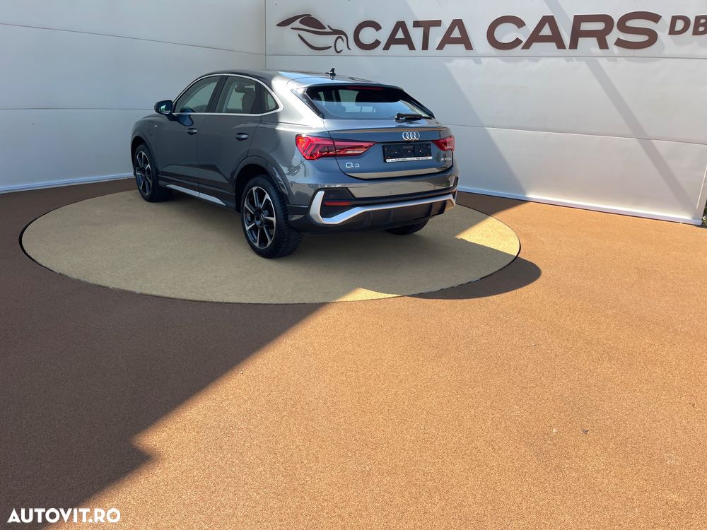 Audi Q3 Sportback 45 TFSIe S tronic S line - 9