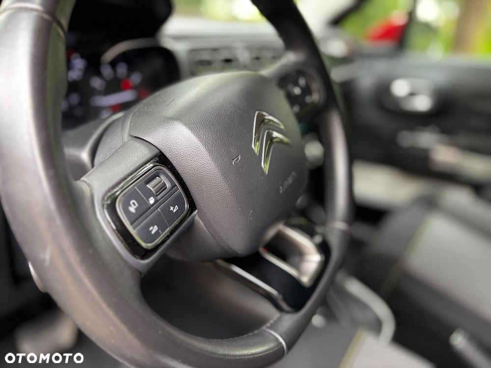 Citroën C3 1.2 PureTech Shine EAT6 - 19