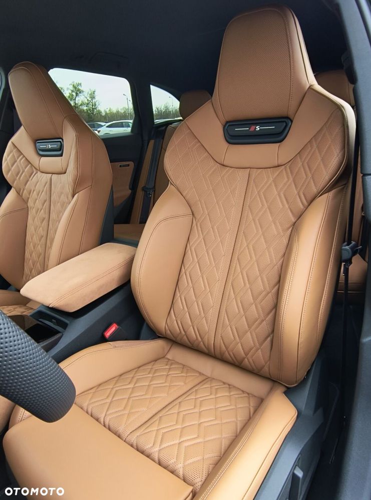 Audi S5 Avant - 33