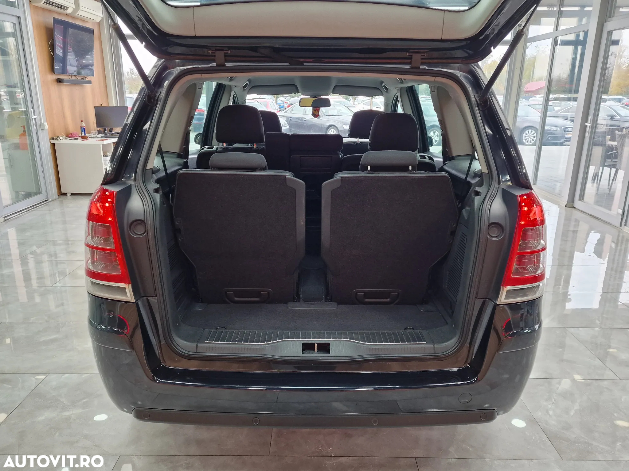 Opel Zafira 1.7 CDTI - 12