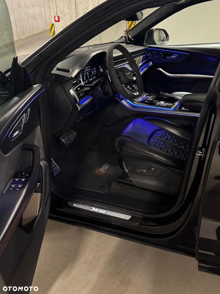 Audi RS Q8 - 2