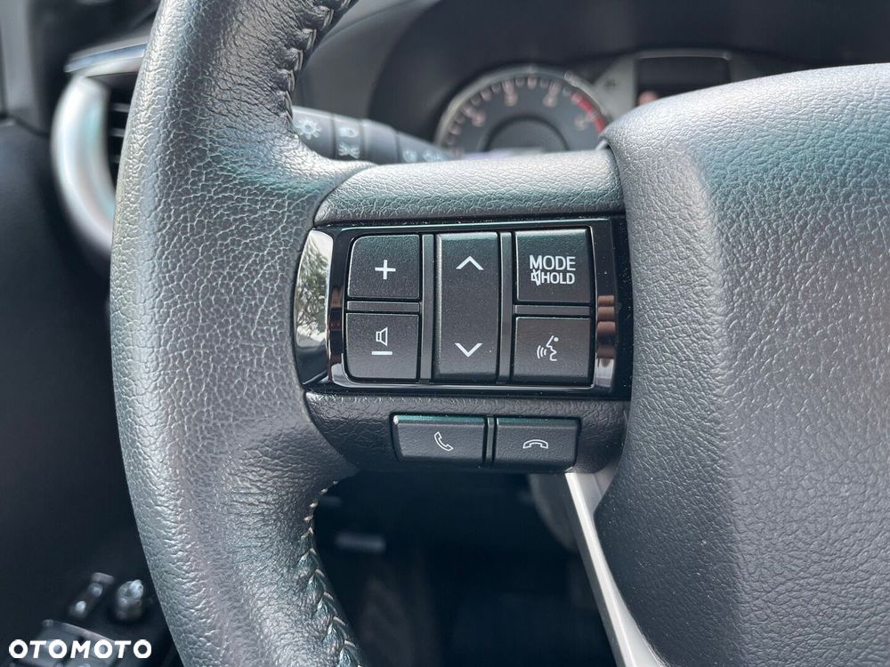 Toyota Hilux 2.8 D-4D mHEV Double Cab Executive 4x4 - 12